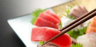 raw fish safe eating