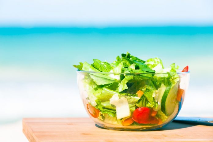 salad healthy eating vacation